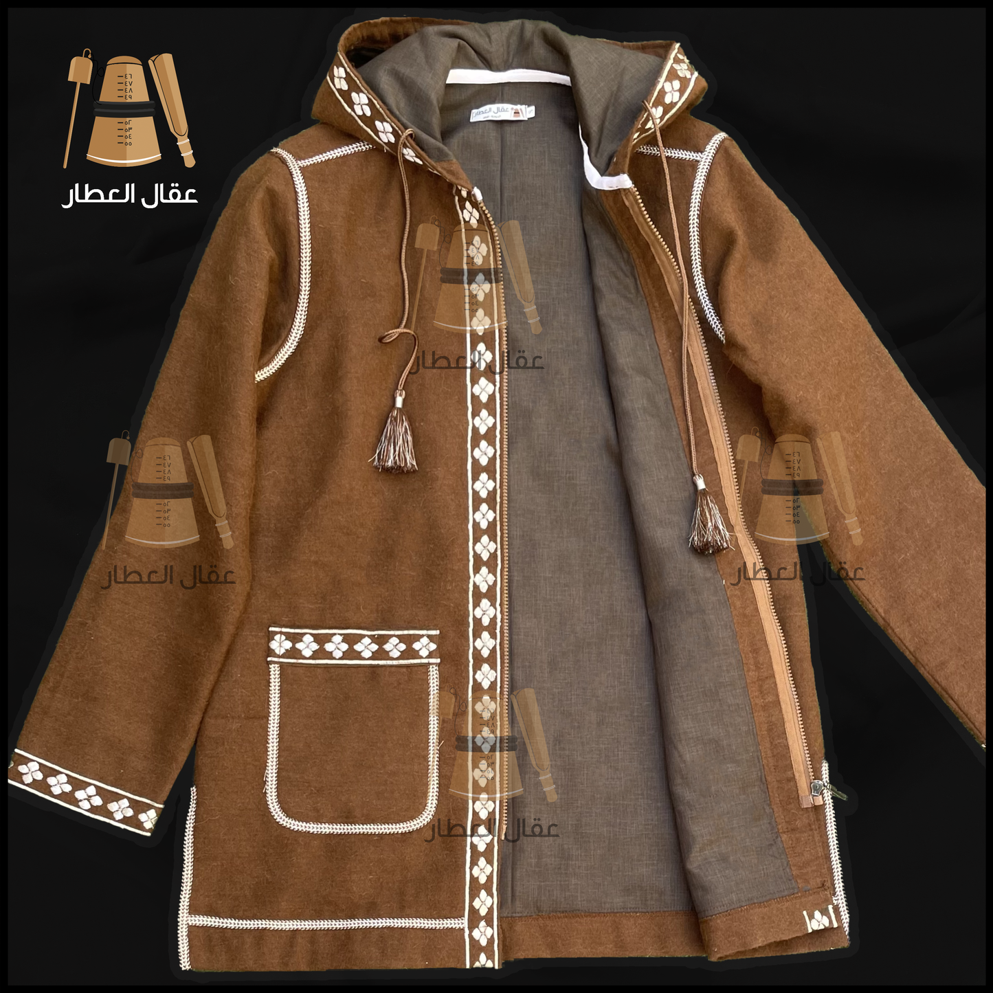 جاكيت عربي مصنوع من الوبر